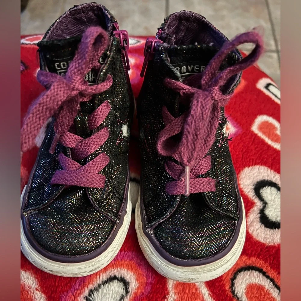 Converse size 6